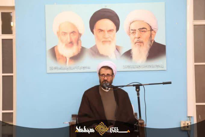 https://s4.uupload.ir/files/%D8%A7%D9%85%D8%A7%D9%85_%D8%B2%D9%85%D8%A7%D9%86_qe4z.jpg
