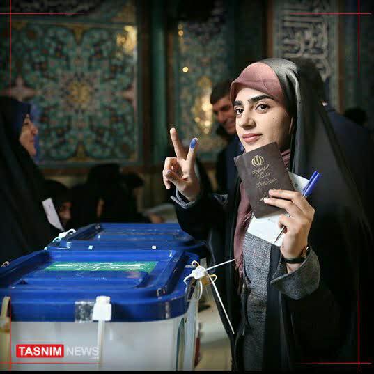 https://s4.uupload.ir/files/%D8%AD%D8%B6%D9%88%D8%B1_%DB%8C%DA%A9_u3io.jpg