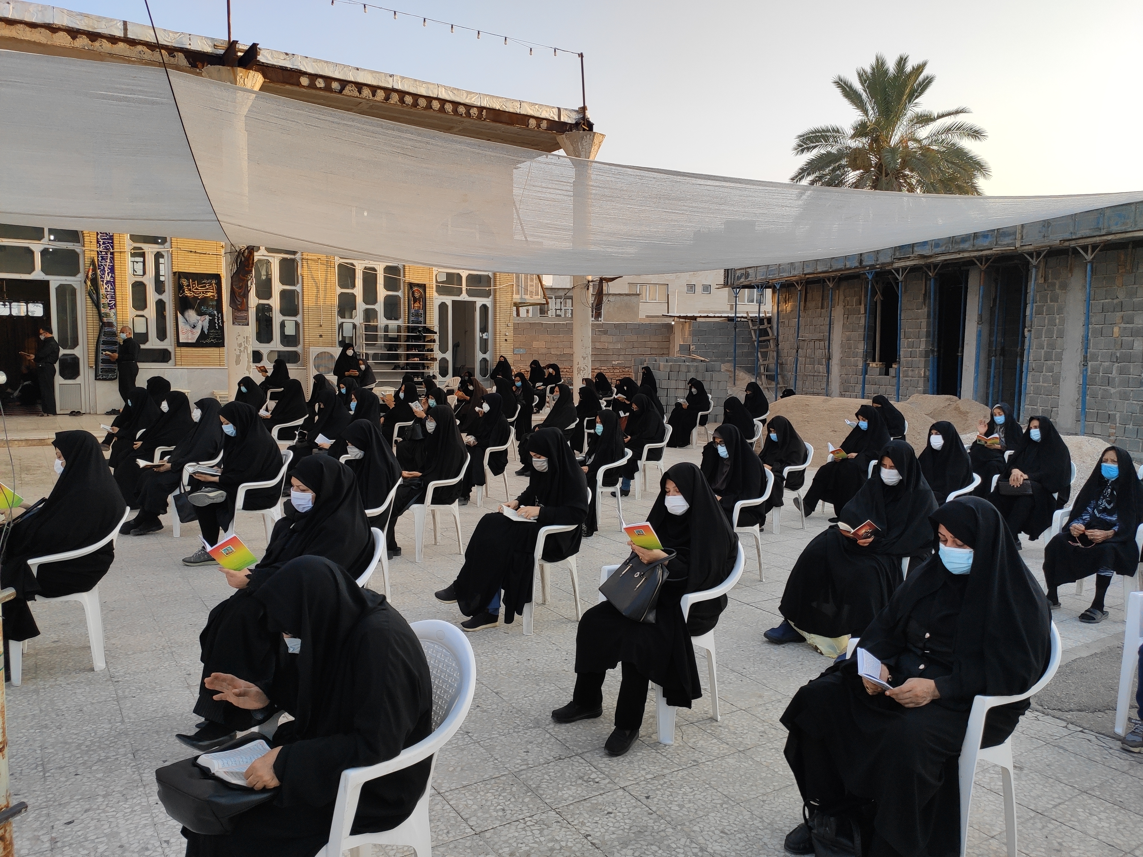 زیارت عاشورا، روز تاسوعا، مسجد صاحب الزمان، سلاله پاکان 
